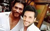 Can Yaman: la lunga amicizia con Ayaz di Cherry Season di Canale 5 