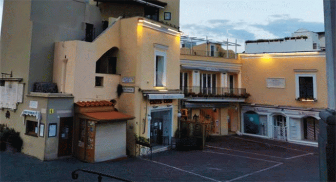La prima domenica di lockdown a Capri: nessuno per strada