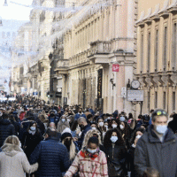 Festivi e prefestivi, ipotesi di zona arancione o rossa in tutta Italia