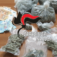 Sant'Antonio Abate - Evade dai domiciliari per non essere trovato in possesso di droga