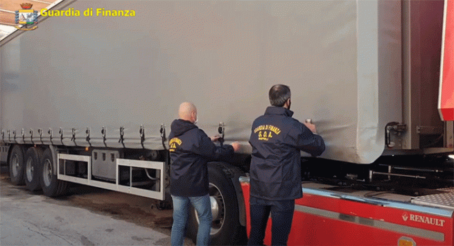 Incenerite 14 ton. di anfetamine e 2,8 ton. di hashish sequestrate nell'operazione "Captagon"