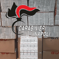 Aveva in casa 125 kg di sigarette di contrabbando, donna 46enne ai domiciliari