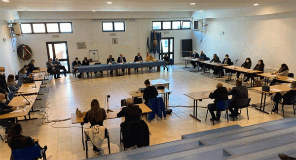 Torre Annunziata - Convocazione Consiglio comunale: in discussione il progetto delle cisterne al porto