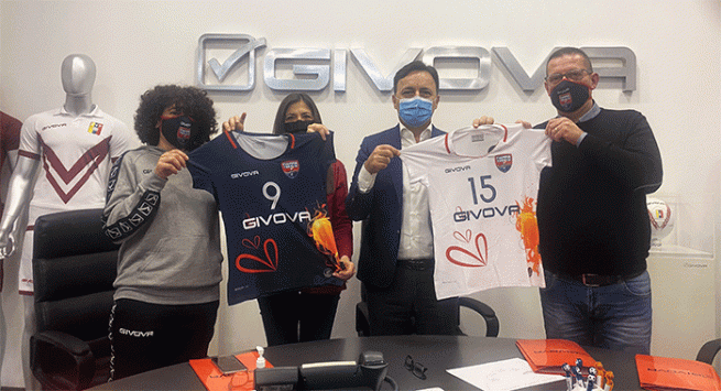 Conferenza stampa della Givova-Fiamma Torrese Volley: presentata la maglia ufficiale della squadra
