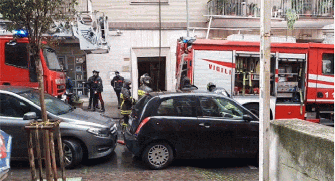 Torre Annunziata -  Esplode caldaia, in fiamme appartamento in via Fusco