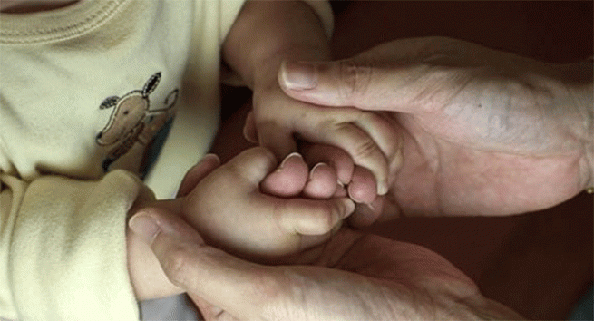 Torre Annunziata - Grido di dolore di Maria, un alloggio per mio figlio affetto da una rara malattia