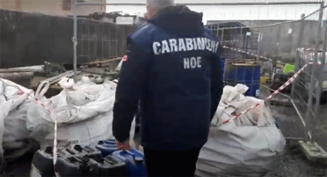 Torre Annunziata - Controllo dei carabinieri del NOE al polo nautico: denunce per danni ambientali