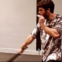 Can Yaman in Italia: lezioni di scherma per il ruolo della tigre della Malesia