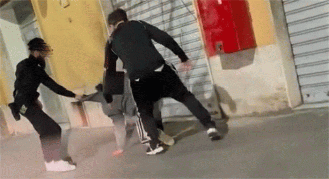 Torre del Geco - Pestaggio postato sui social, denunciati due giovanissimi