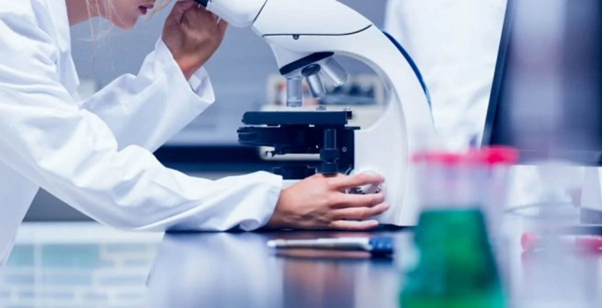 Coronavirus, a Napoli trovata variante rara ad un italiano di ritorno dall'Africa