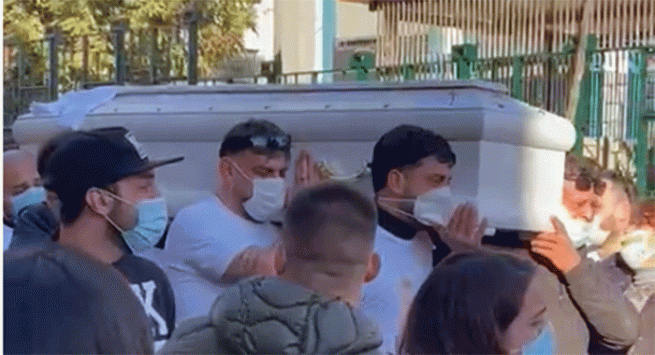 Torre Annunziata -  Un rombo di motori per l'ultimo saluto a Vincenzo