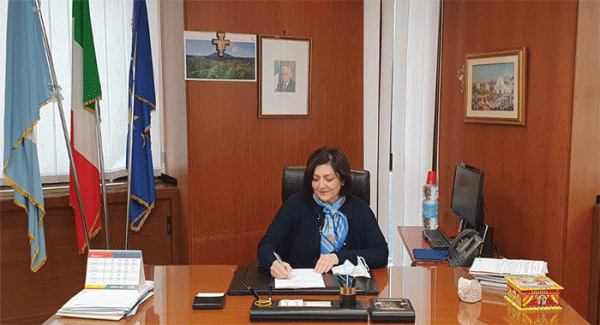 Crisi Covid: una proposta di legge per aiutare le donne lavoratrici