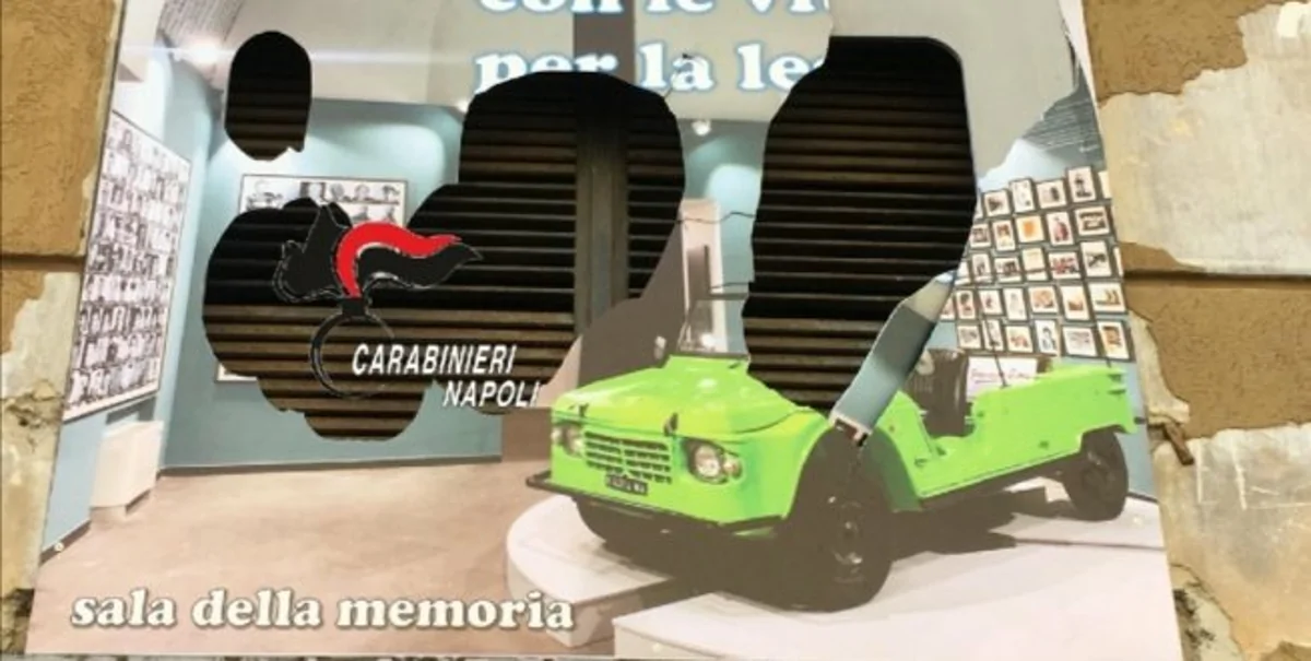 Napoli - Danneggiato pannello in ricordo di Giancarlo Siani, 8 minori denunciati