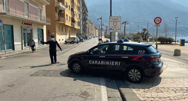 Castellammare di Stabia - Piazze e strade presidiate: 7 sanzioni per violazione misure antiCovid