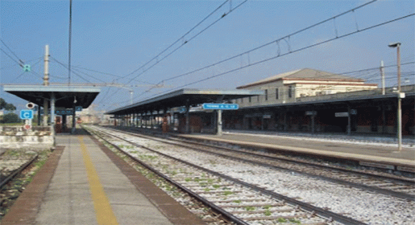 Torre Annunziata - La paranza delle idee: “Riattivare la stazione ferroviaria marittima”
