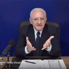 Covid, De Luca: "Contiamo di vaccinare per l'autunno 4,5 milioni di abitanti"