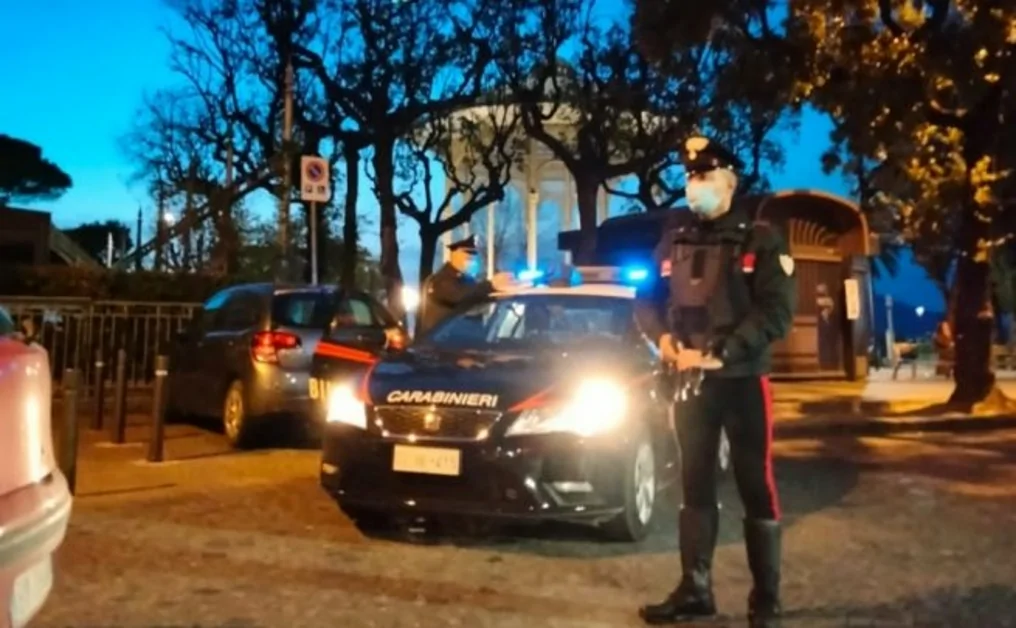 Castellammare di Stabia - Città assediata,  perquisizioni e controlli dei carabinieri