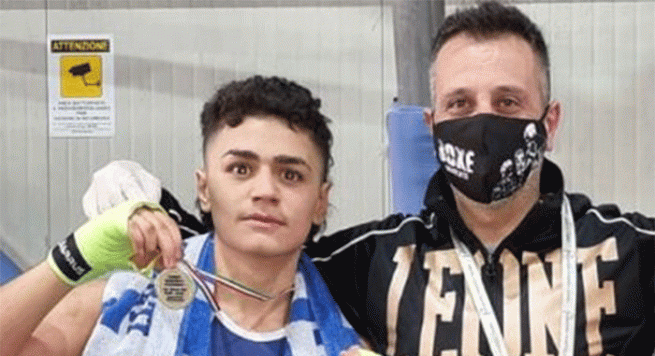 Torre Annunziata - Un piccolo campione di boxe alla ribalta: Simone Giordano