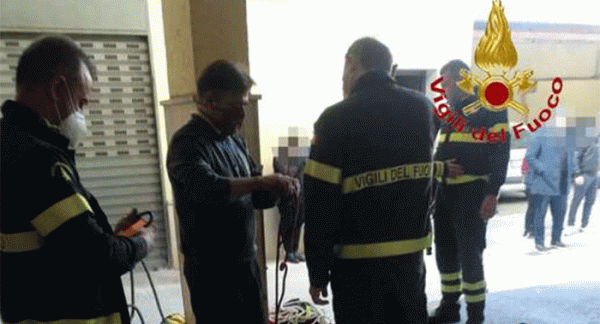Ragazza cade in un pozzo, salvata dai Vigili del fuoco