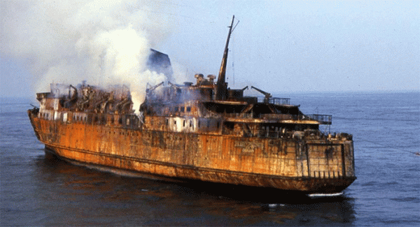 Torre del Greco – 30 anni fa la tragedia della Moby Prince, il ricordo dell' Amministrazione comunale