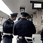 Napoli - Stazione Centrale, controlli a tappeto della Polfer: 4 arresti per furto e atti osceni