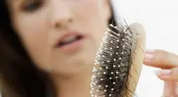 Estate: rimedi casalinghi per la caduta dei capelli