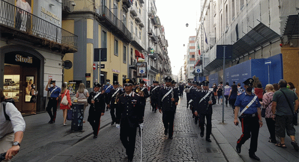 Napoli - Festa della Musica 2021: la Fanfara dei Carabinieri si esibisce tra le strade del centro