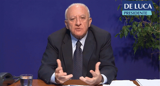 Coronavirus Campania, ordinanza di De Luca su movida e mascherine