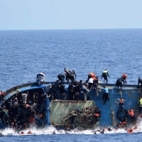 Si ribalta barcone di migranti a 5 miglia da Lampedusa, 7 i morti nel naufragio