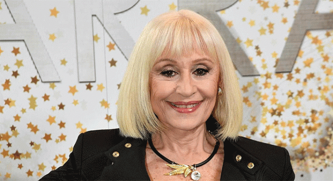 Tutta l'Italia piange Raffaela Carrà. Le reazioni dal mondo della politica e dello spettacolo