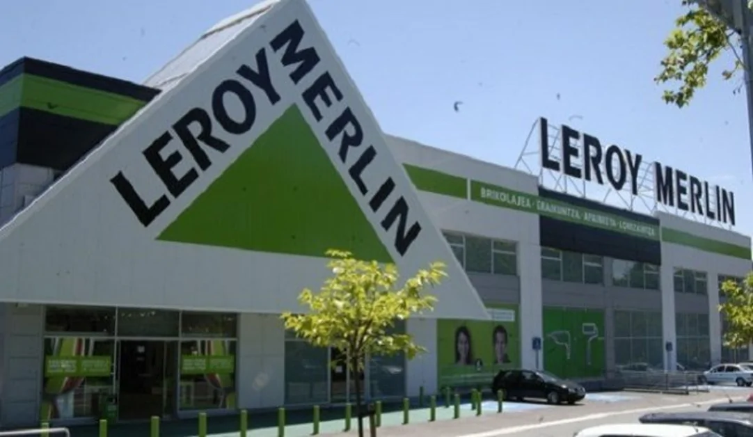 Torre Annunziata - Con Leroy Merlin e Coripet  "più ricicli più guadagni"