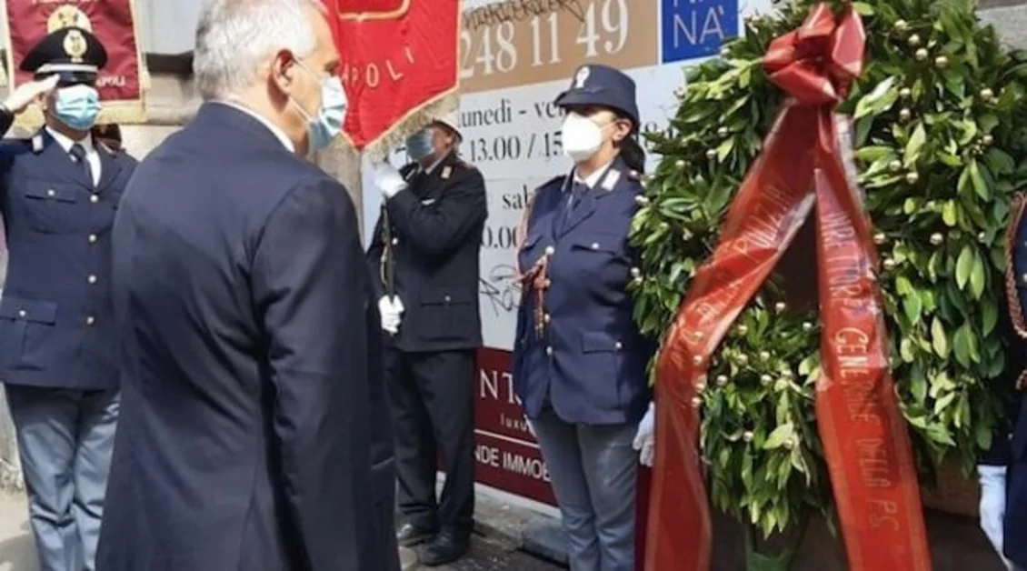 “Premio Ammaturo" -  Il conferimento più alto agli agenti impegnati nella cattura del boss stabiese Antonio Di Martino