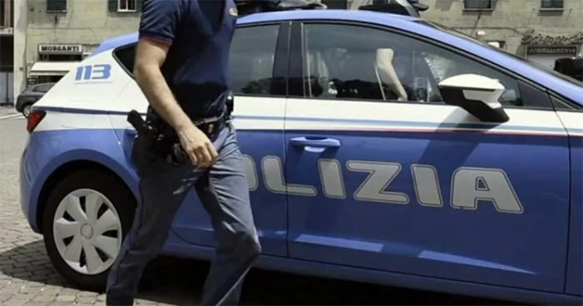 Napoli - Ruba in un B&B e in un albergo, arrestato dalla Polizia