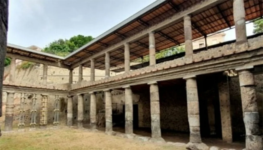 Torre Annunziata - Ultime visite guidate alla Villa B di Oplontis con l'Archeoclub