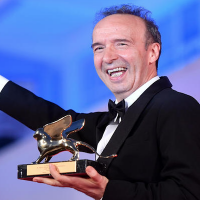 Roberto Benigni dedica il Leone d’Oro alla carriera a sua moglie Nicoletta