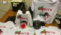 Napoli - Magliette inneggianti alla camorra: sequestro in via Roma