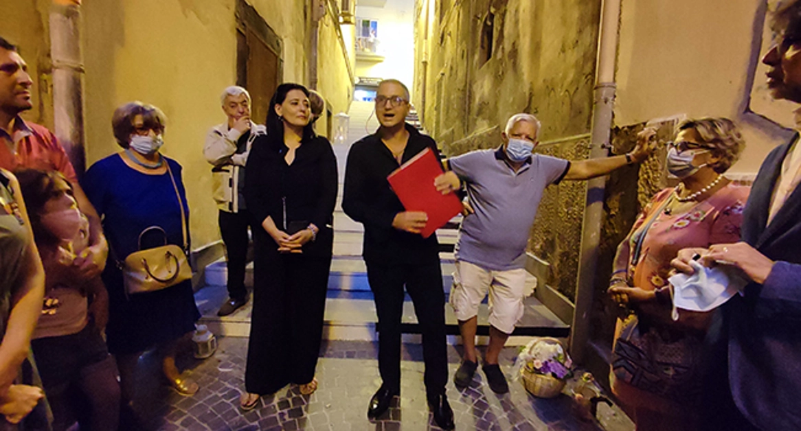 Torre Annunziata – “Le Stelle di Oplonti”, i murales di Rampa Naviganti celebrano Maria Orsini Natale