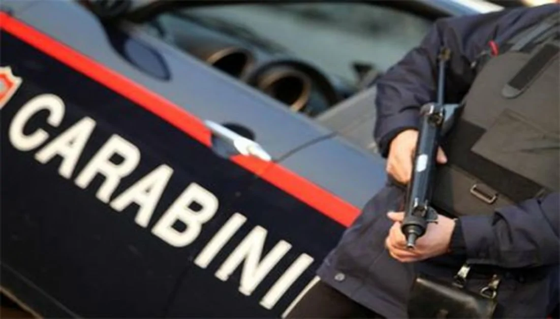 Blitz dei carabinieri: smantellata rete criminale, tra gli arrestati anche Valentino Gionta, nipote dell’omonimo boss