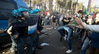 Roma - Manifestazione No Green Pass: scontri con la Polizia