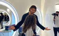 Can Yaman: incontro con le fan. Un successo senza precedenti. I video