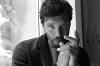 Mediaset: Stefano De Martino, dichiarazione d’amore in diretta su Canale 5. Ecco di cosa si tratta