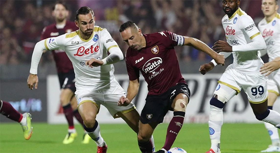 Napoli-Salernitana: storia del derby campano