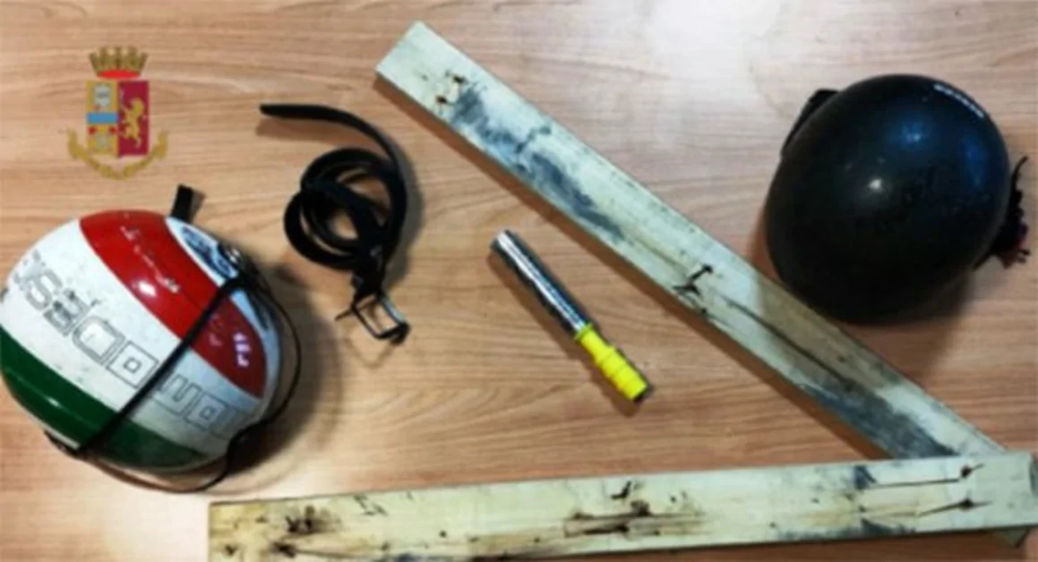 Match Napoli-Lazio, forze dell’ordine aggredite dai tifosi con bastoni chiodati: 5 arresti