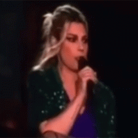  Emma Marrone: dichiarazione in diretta da noto conduttore Rai. Ecco chi è