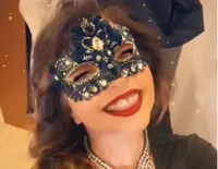 Cristina D'Avena insultata sui social. Web in rivolta. Ecco cosa è successo