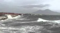 Venti forti e mare agitato, scatta l'allerta meteo in Campania