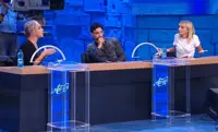 Mediaset: sospeso Amici di Maria De Filippi su Canale 5. L’ira delle fan. Ecco cosa è successo
