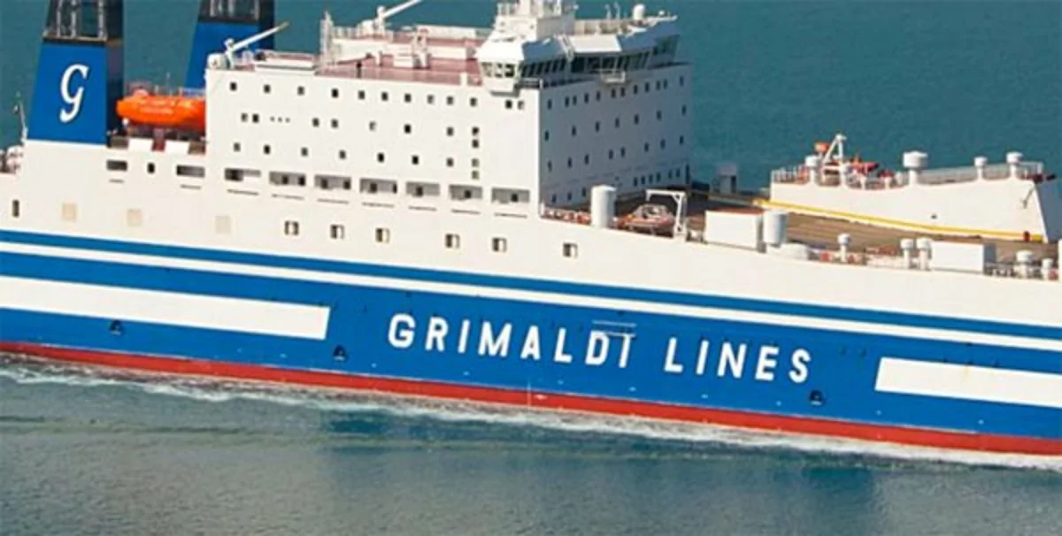 Incendio nave Grimaldi Lines, ci sarebbero 13 dispersi