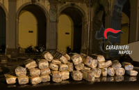 Oltre 400mila euro in auto, due persone denunciate per riciclaggio nel Napoletano