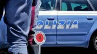Napoli - Sorpreso a rubare cavi di rame telefonici, arrestato